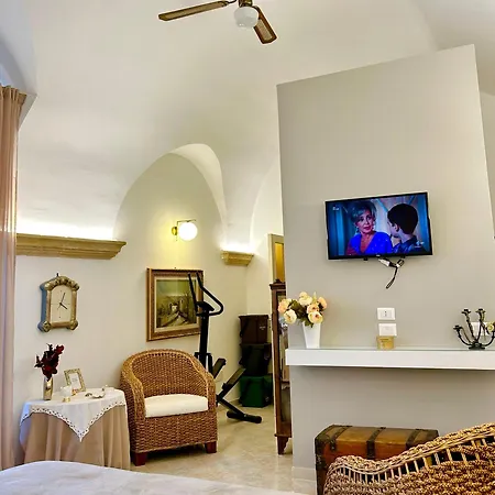 Ex Monastero Pieno Centro Storico * Bitetto