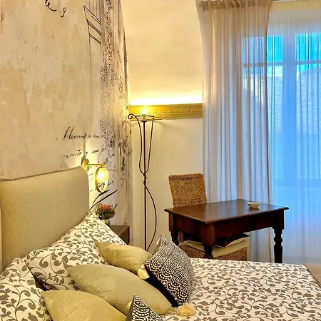 Ex Monastero Pieno Centro Storico * Bitetto