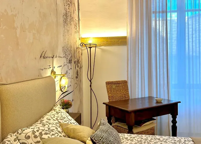 Ex Monastero Pieno Centro Storico * Bitetto